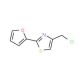 4-(chloromethyl)-2-(2-furyl)-1,3-thiazole (CAS 13386-49-7) - chemical structure image