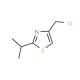 4-(chloromethyl)-2-isopropyl-1,3-thiazole (CAS 40516-57-2) - chemical structure image